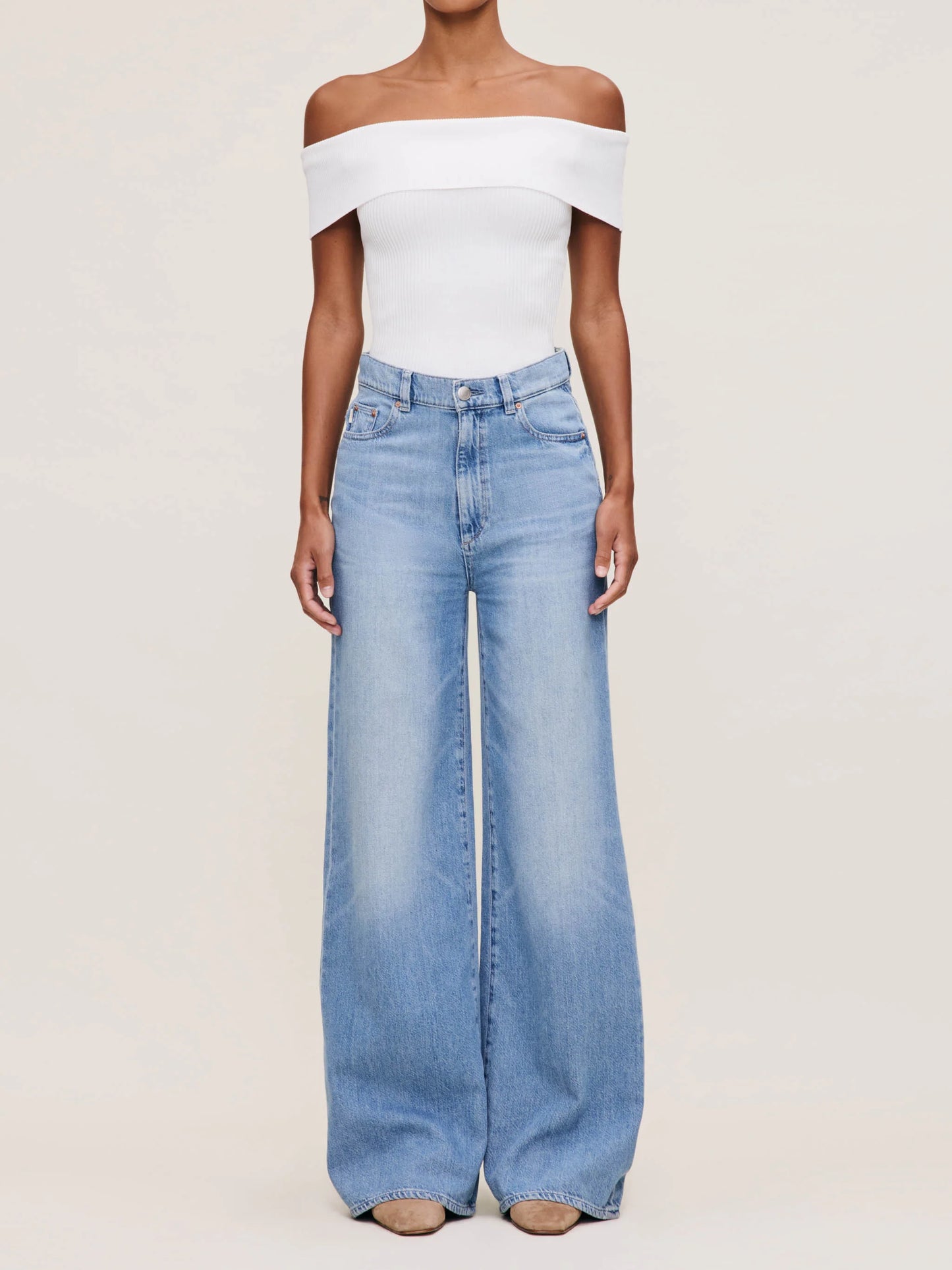 Hepburn Wide Leg High Rise 32" Jeans
