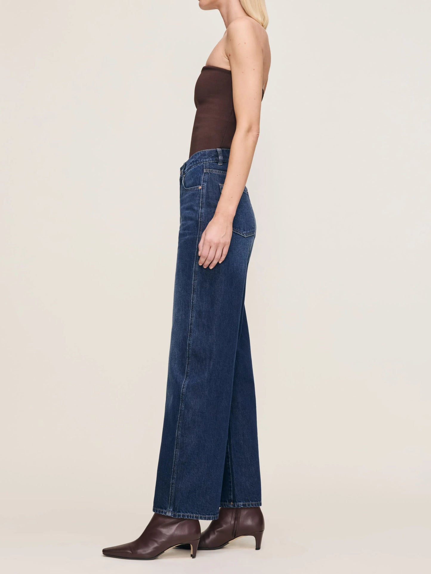 Taylor Relaxed Barrel Ultra High Rise 31" Jeans - Callisto