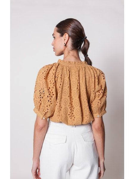 Kate Blouse in Wheat