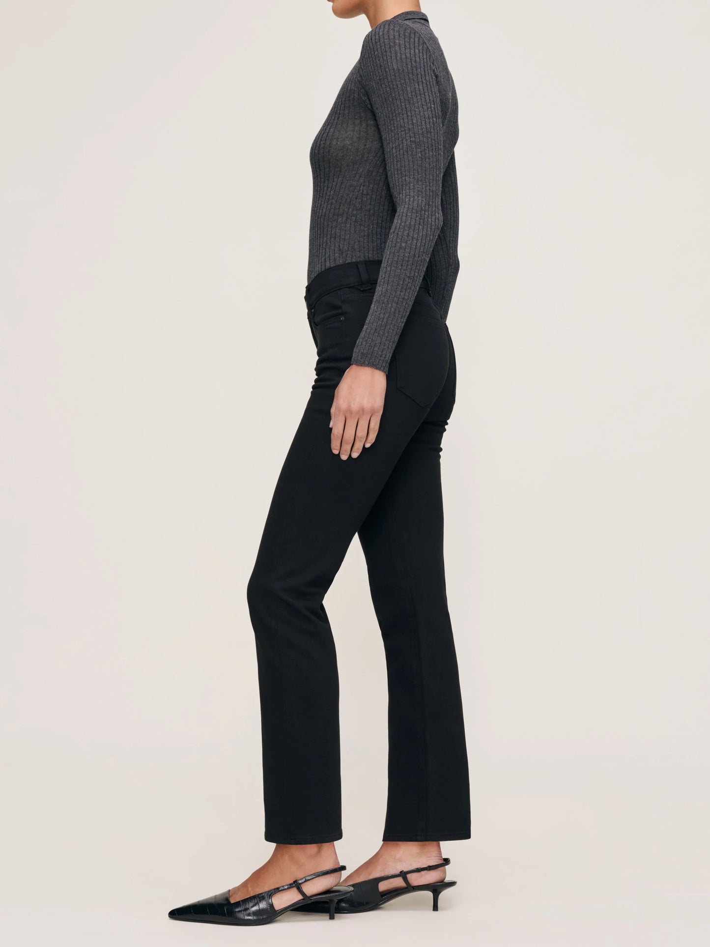Mara Straight Mid Rise Instasculpt™ Ankle Jeans