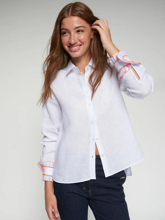 WHITE SHIRT WITH RUFFLED CUFFS