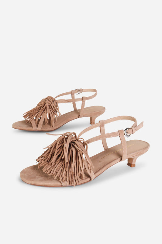 CHAPERONE FRINGE KITTEN HEEL - Taupe
