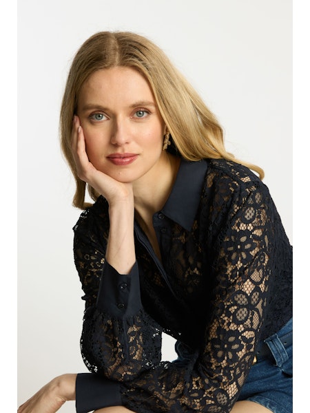 Emmie Top Dark Navy Lace