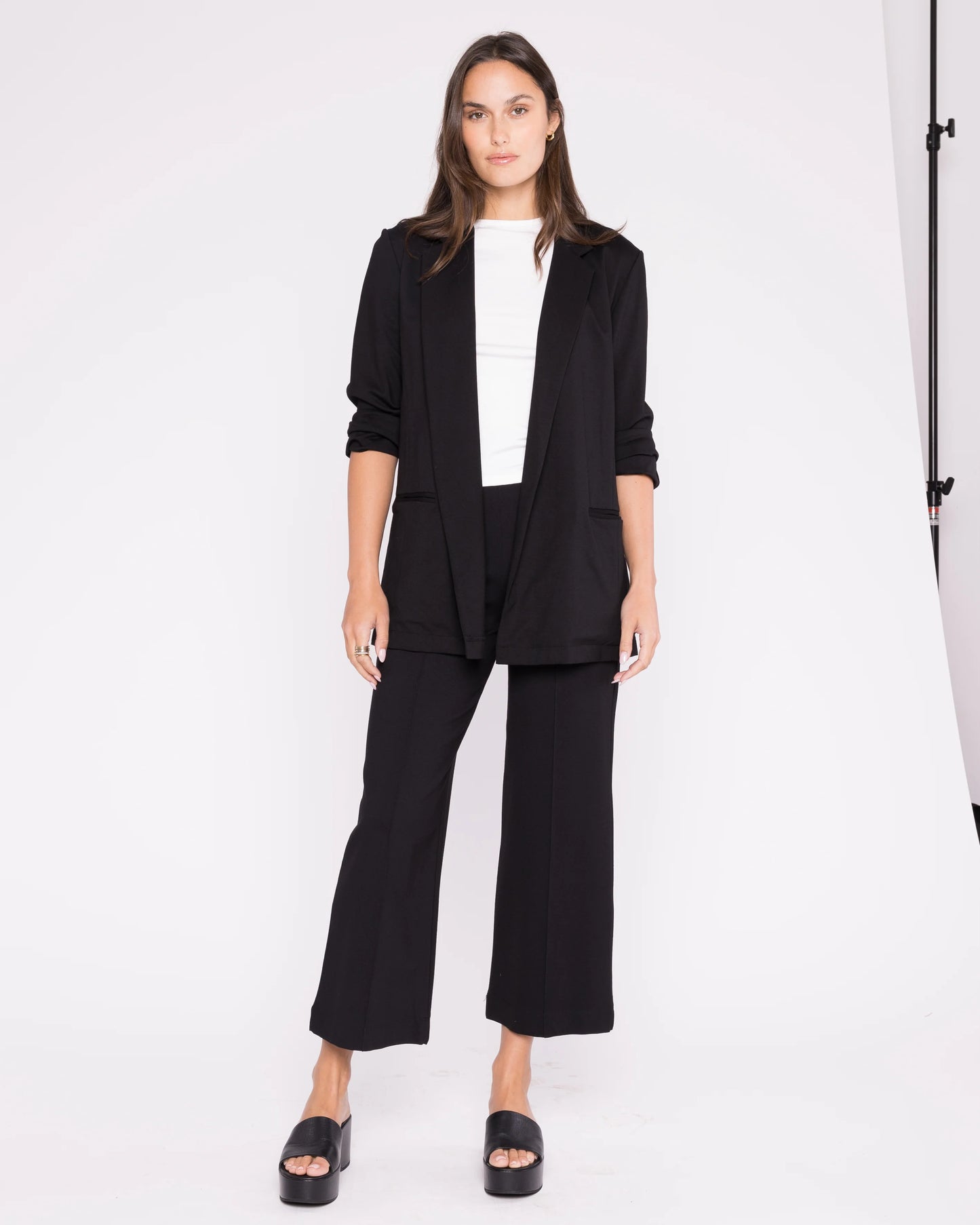 BLACK PONTE KNIT STRAIGHT LEG PANT: CROPPED