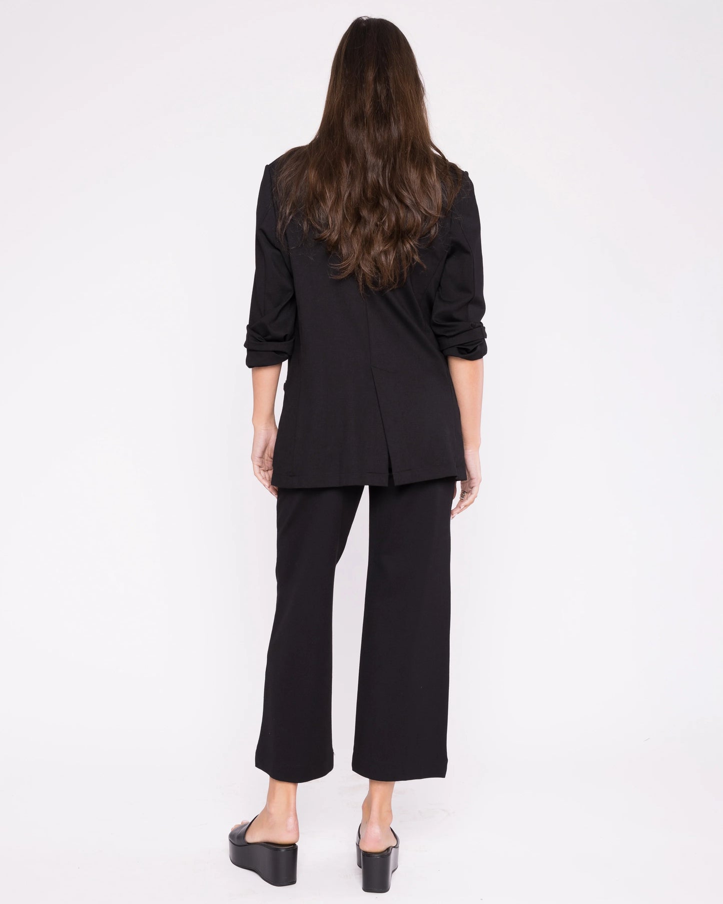 BLACK PONTE KNIT STRAIGHT LEG PANT: CROPPED