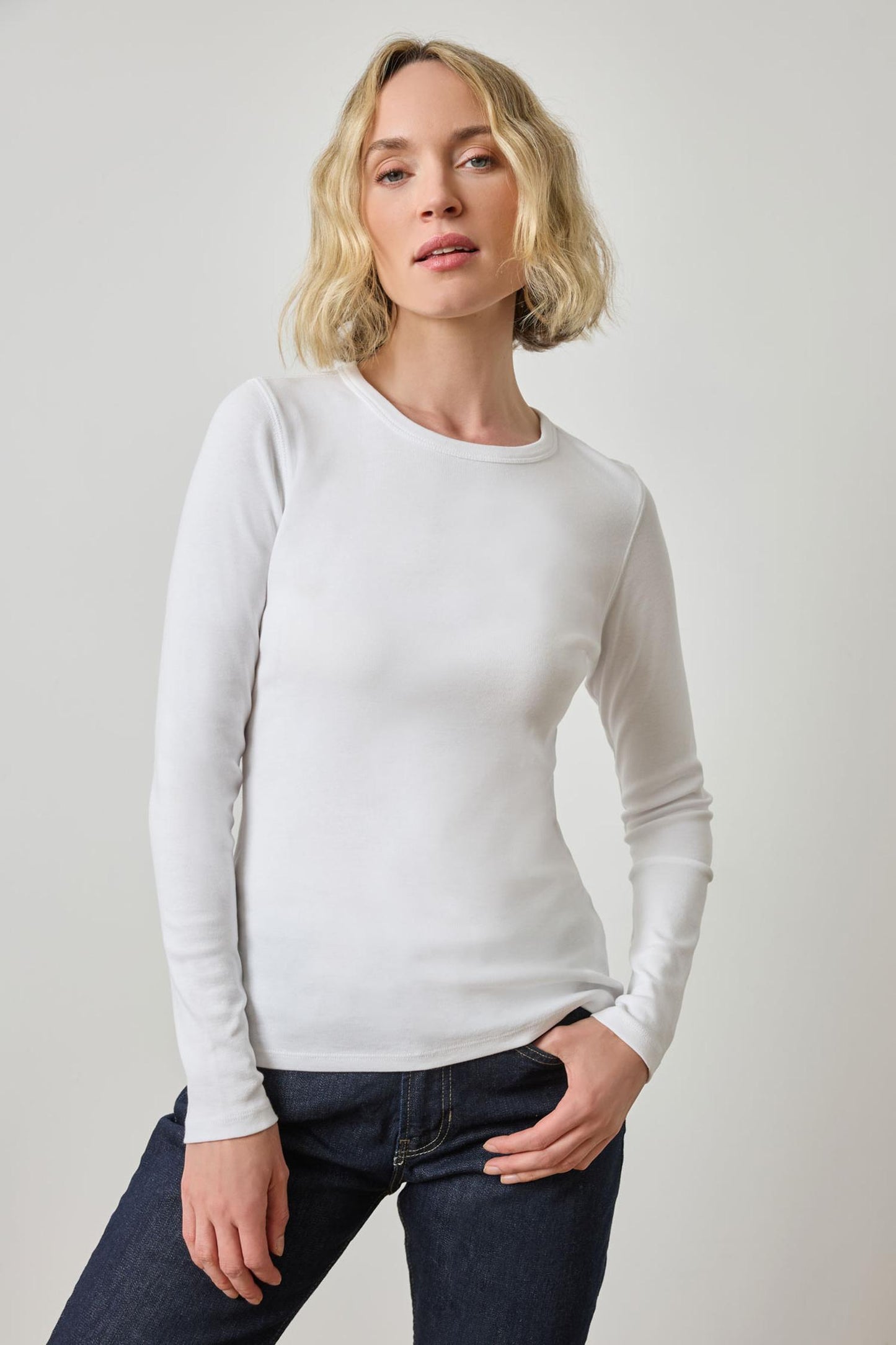 Long Sleeve Crew - white
