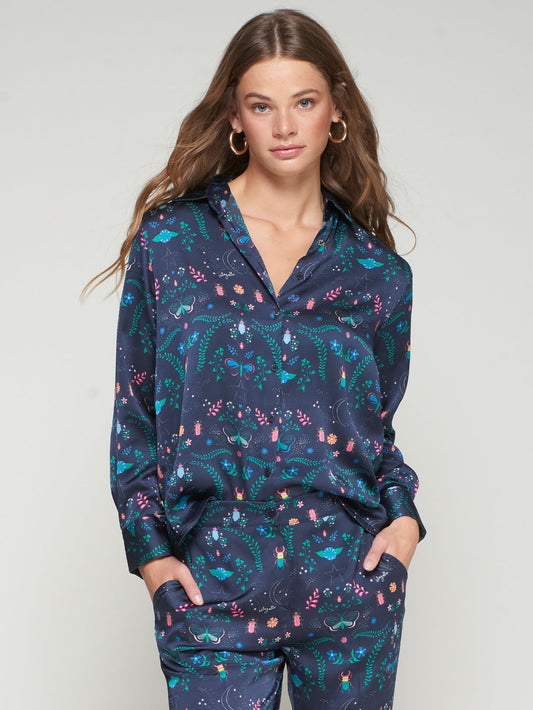 NAVY INSECT PRINT BLOUSE