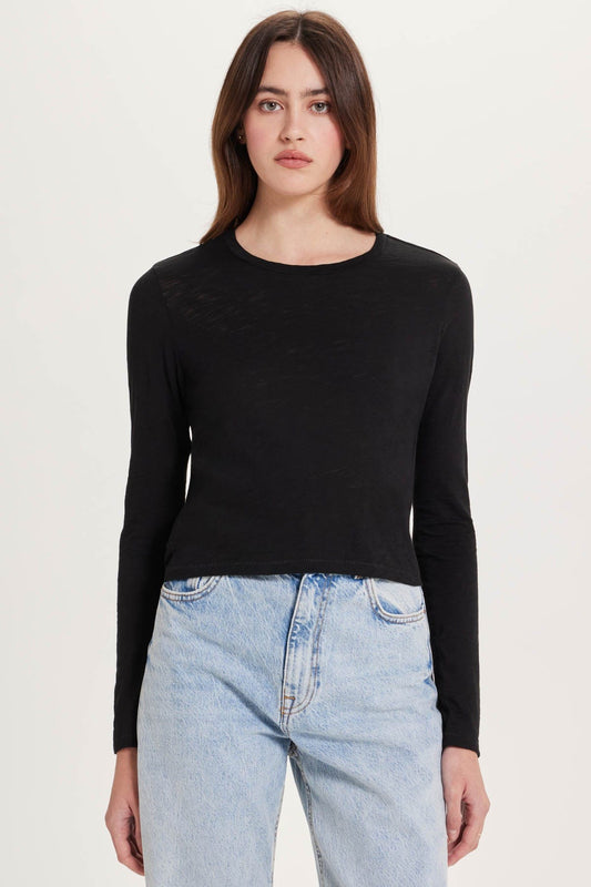 LONG SLEEVE CROPPED BOY TEE