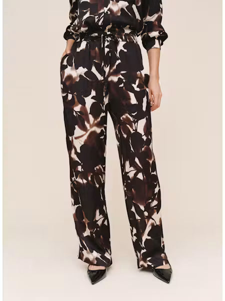 Dressed Up Track Pant with Stripe