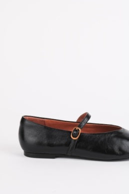 LARISA LEATHER MARY JANE FLAT